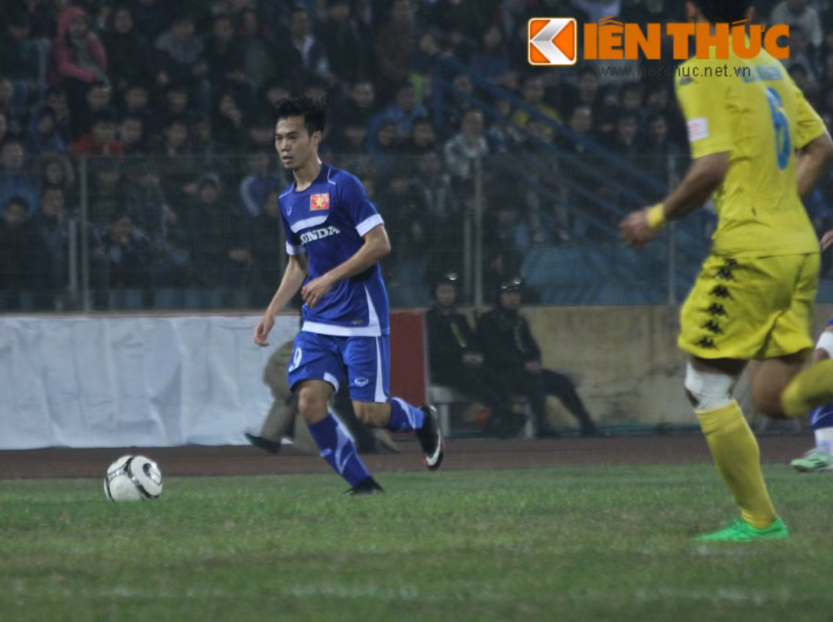 DT Viet Nam hoa trong ngay ra mat khan gia Thu Do-Hinh-8