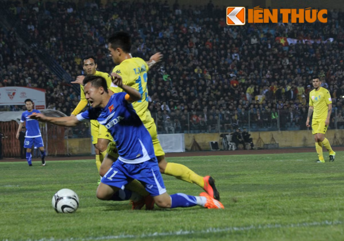 DT Viet Nam hoa trong ngay ra mat khan gia Thu Do-Hinh-7