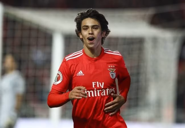 Chuyển nhượng bóng đá từ Anh, Man City sắp có được bản hợp đồng đầu tiên trong kì chuyển nhượng mùa Hè 2019 và cái tên được nhắc đến đó là Joao Felix.