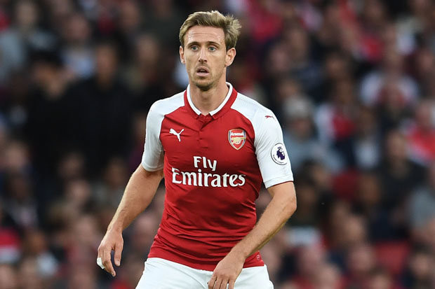 HLV Unai Emery của Arsenal nhiều khả năng sẽ để hai công thần Laurent Koscielny và Nacho Monreal ra đi vào mùa hè này.