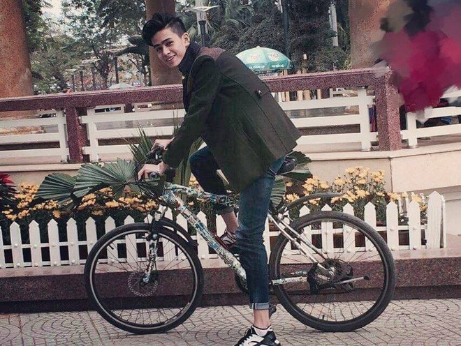 Trước thắc mắc của mọi người rằng liệu Gia Huy có phải con lai không, cậu bạn cho biết mình là người Việt 100%. Thần tượng của Gia Huy là Justin Bieber và rapper G-Eazy vậy nên phong cách ăn mặc và đầu tóc của cậu bạn này cũng có phần hơi hướng giống họ.