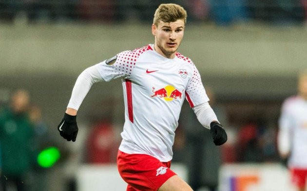 Chuyển nhượng bóng đá từ The Sun, Chelsea đang tìm kiếm cho mình một tiền đạo chất lượng nhằm chuẩn bị cho mùa giải sau và cái tên Timo Werner của Stuttgart được nhắm tới.