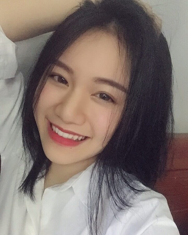 Cũng theo chia sẻ của Mai, các học trò lớp cô thực tập tuy hiếu động nhưng rất ngoan ngoãn và sôi nổi. Mai cũng cảm thấy may mắn khi được các thầy cô và đồng nghiệp trong trường tận tình chỉ dạy.