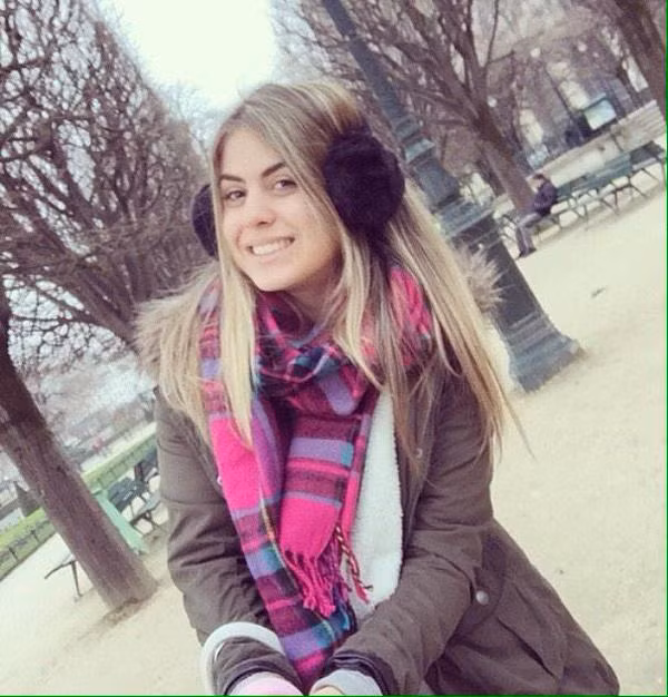 Mặc dù không trang điểm nhưng Gabrieli Emboaba trông vẫn rất xinh đẹp.