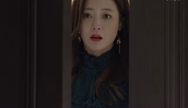 Choang vang su that trong dem mua gio chong sang nha sua mang cho co ban than