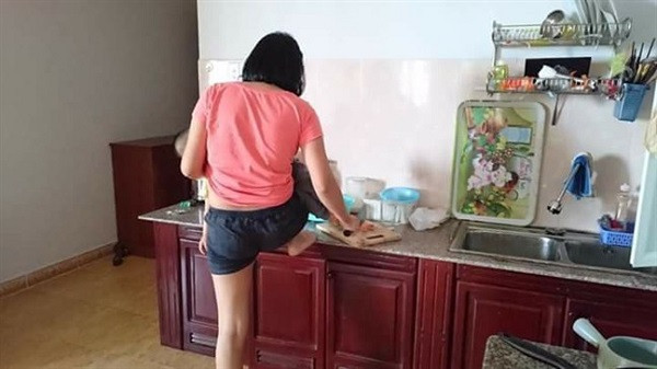 Thế mới thấy được, mẹ quả thật là một người phụ nữ vĩ đại, có khả năng làm được những việc mà bình thường mình nghĩ sẽ không bao giờ đủ sức làm nổi.