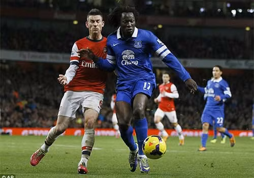 Những đội bóng nước Anh mê mệt với lối chơi Tiqui-taca - Hình 2 Nhung doi bong nuoc Anh me met voi loi choi Tiqui-taca-Hinh-2