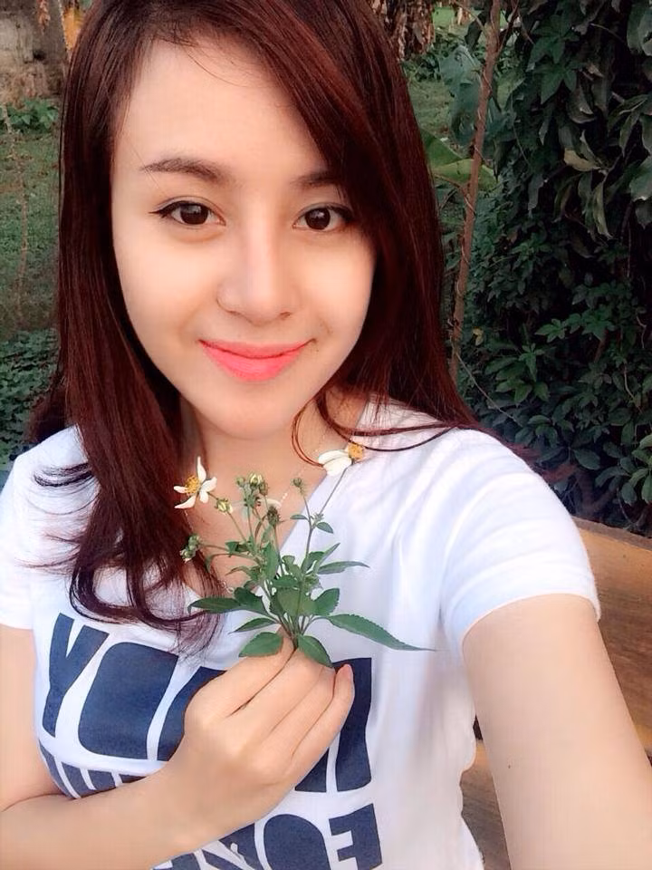  Hình ảnh đời thường của Bà Tưng cũng khiến cư dân mạng ngây ngất.