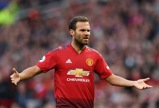 Theo tờ Standard, Juventus đang là đội bóng muốn có được sự phục vụ của Mata bên cạnh Arsenal.