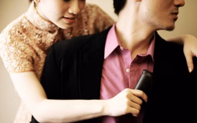 Dau hieu cho thay ban dang yeu phai co nang dao mo-Hinh-3