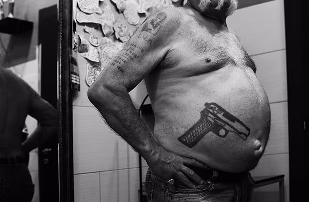 Trum mafia Y tiet lo chuyen dang sau cac hinh xam “ho bao”