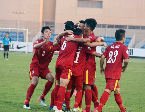 U19 Viet Nam - U19 Iraq: 90 phut hy vong di vao lich su