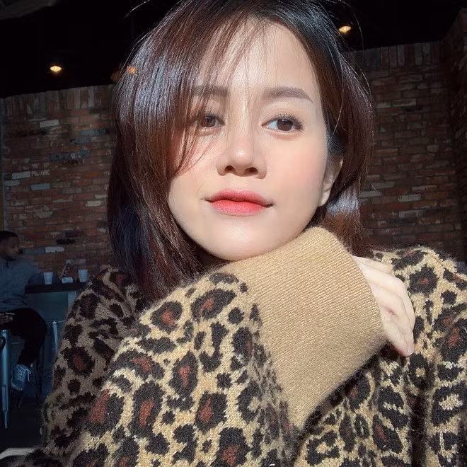 Tháng 9/2018, An Nguy vướng tin đồn hẹn hò với diễn viên Kiều Minh Tuấn. Ồn ào tình cảm của cả hai thu hút sự chú ý của dư luận trong một thời gian. Khi mọi chuyện lắng xuống, 8X quay trở lại Mỹ để tiếp tục học tập và tuyên bố tạm dừng hoạt động nghệ thuật.