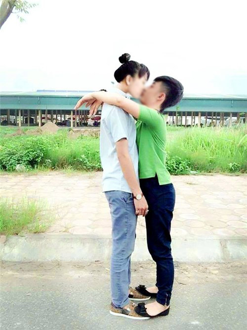 Phần đầu của cặp đôi đã bị hoán đổi.