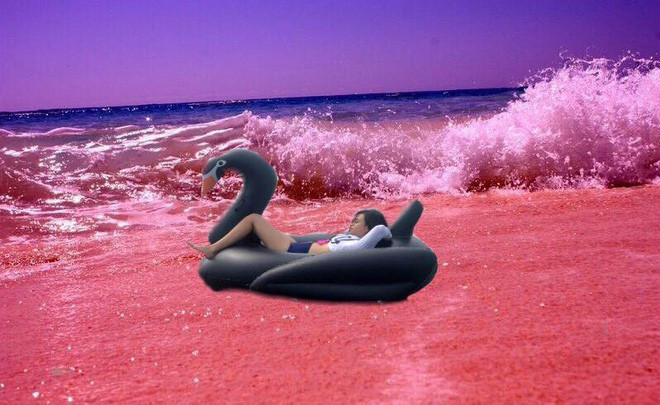 Tuy nhiên, với trí sáng tạo vô cùng phong phú của các cao thủ photoshop, thì kết quả nhận được là một loạt ảnh không nhịn được cười.