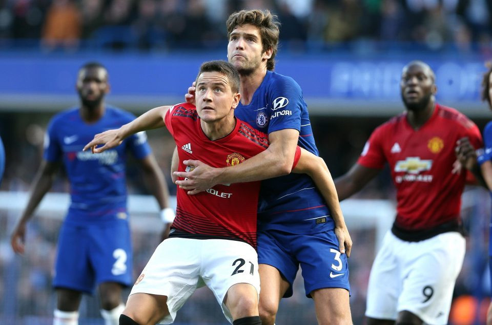 MU sẽ chấp nhận để Herrera rời Old Trafford ngay mùa đông tới với mức phí "rẻ như cho" khoảng 5 triệu bảng.