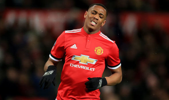 Inter từng quan tâm Martial và muốn M.U đưa anh ra trao đổi nếu muốn lấy Ivan Perisic. Mặc dù vậy, phía Quỷ đỏ không đồng ý điều kiện trên.