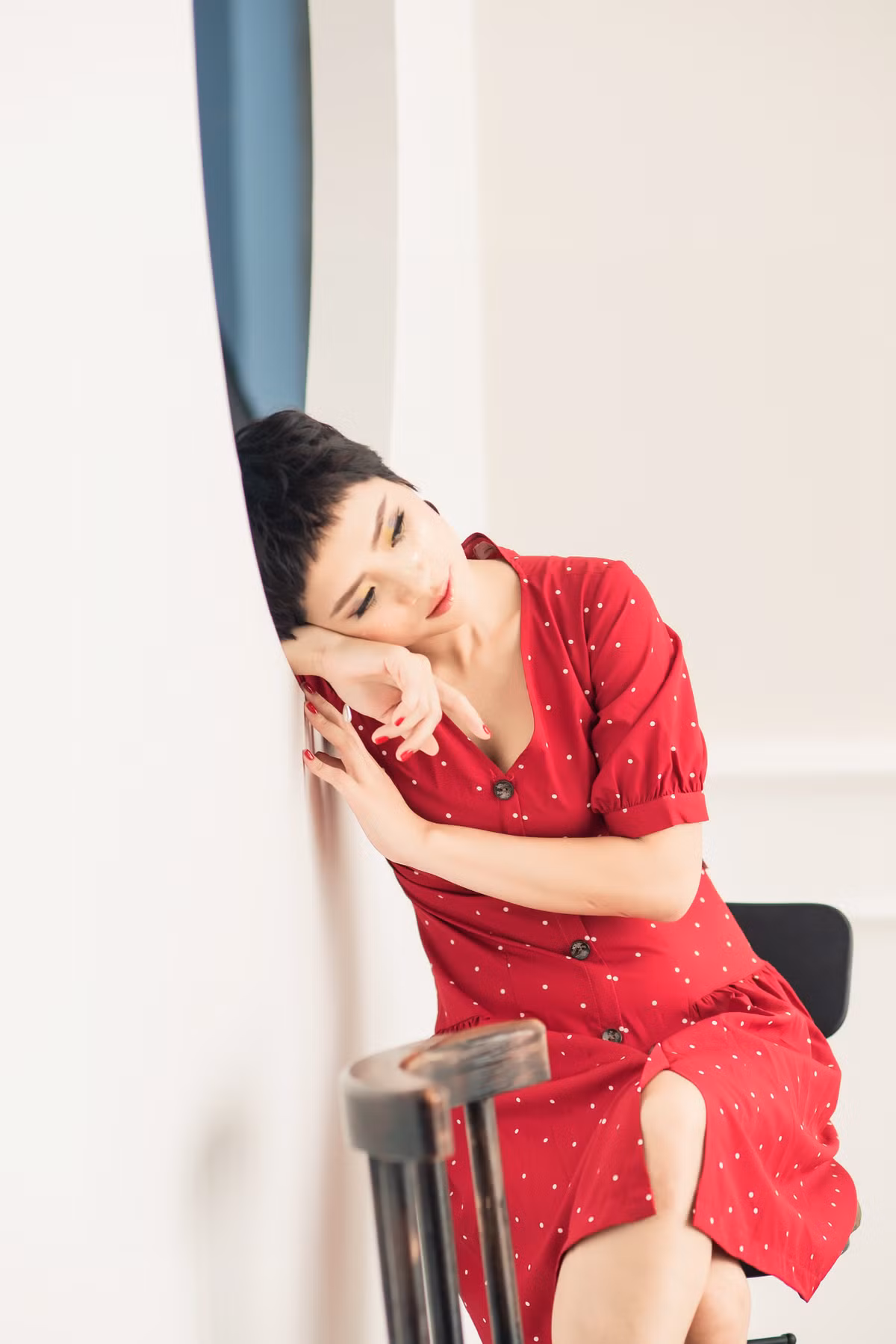 Việc làm kinh doanh cùng với nghiệp diễn là cách mà nhiều diễn viên đang lựa chọn để tiếp tục nuôi gia đình, nuôi bản thân và nuôi niềm đam mê nghệ thuật của mình. Chính công việc kinh doanh khiến Thúy An không rơi vào trạng thái cảm thấy quá "tĩnh" trong các khoảng thời gian trống không có vai diễn.