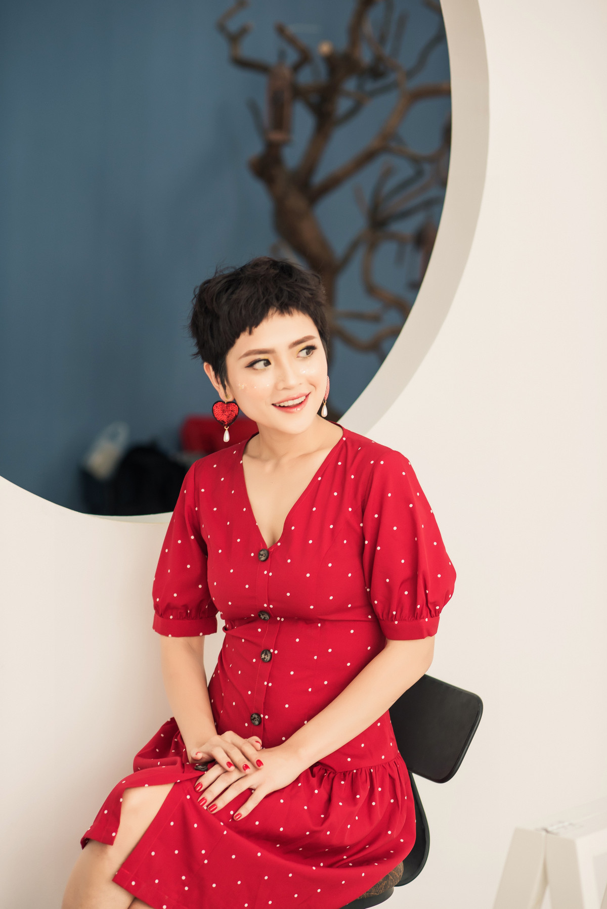 Thậm chí, nó là thú vui cho nữ diễn viên khi cô không đứng trên sân khấu, không đứng trước ống kính máy quay.