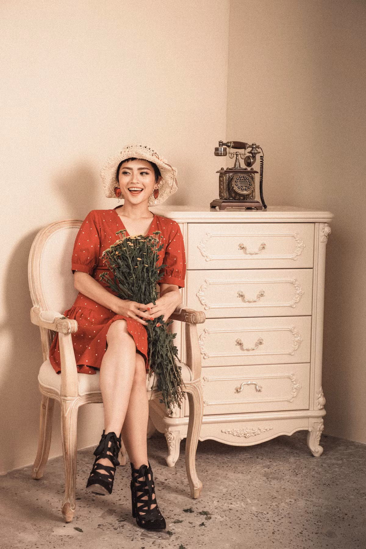 Với Thúy An kinh doanh cũng như 1 môn nghệ thuật, đầy đủ yếu tố như tinh tế, khéo léo, liều lĩnh và sáng tạo. Nó mang lại cho nữ diễn viên này rất nhiều cung bậc cảm xúc khác nhau và nó cuốn cô vào guồng xoay hấp dẫn của nó lúc nào không biết.