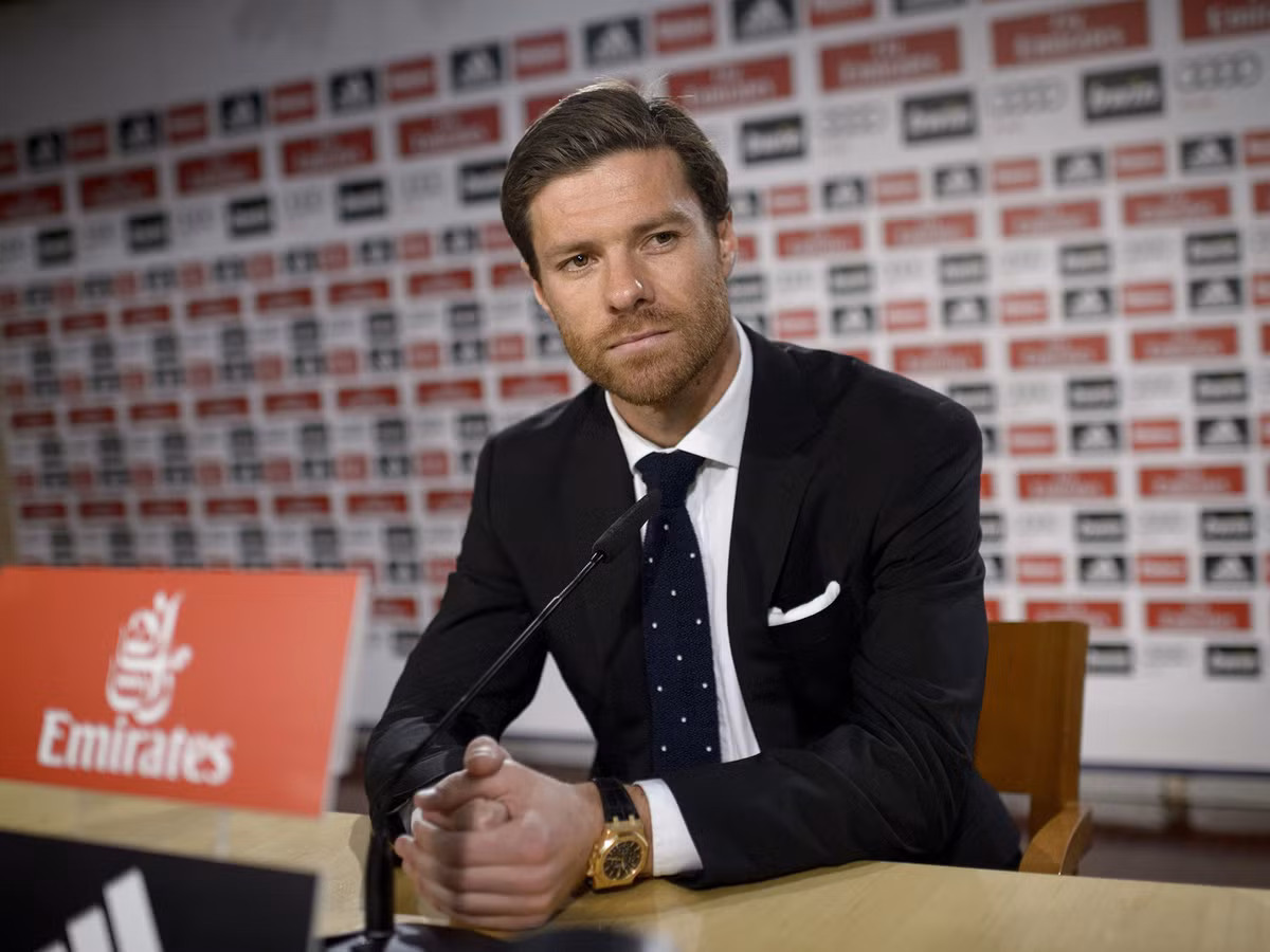 Kể từ khi nuôi bộ râu quai nón, Xabi Alonso đã nhanh chóng lọt vào danh sách những soái ca của làng bóng đá thế giới. Tuy thi đấu không quá nổi bật, nhưng tài năng của Alonso vẫn chưa bao giờ bị nghi ngờ bởi NHM lẫn giới chuyên môn.
