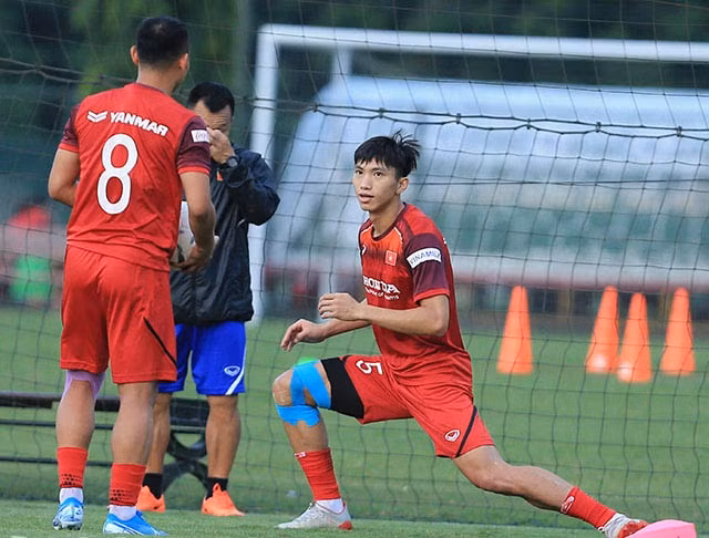 HLV Park Hang-seo don tin vui tu 4 “thuong binh” DT Viet Nam