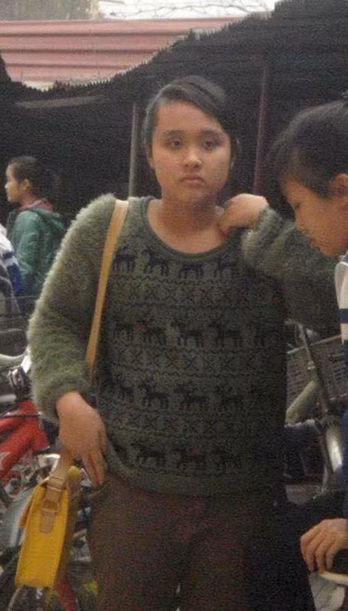 Thời buổi "vịt hóa thiên nga" không chỉ còn là câu chuyện nằm trong cổ tích mà nó đã xảy ra thường xuyên hơn. Nhờ công nghệ cao mà ngày một nhiều những cô nàng xấu xí bỗng dưng trở nên đẹp như hot girl. Mới đây nhất là trường hợp của nữ sinh trường Luật cũng gây chú ý với màn lột xác táo bạo. Ảnh trong bài: Facebook nhân vật.