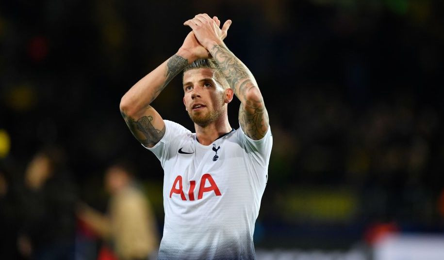 Theo tờ báo Corriere dello Sport của Italia, Tottenham được cho đã đưa ra đề nghị trị giá 20,6 triệu bảng + Toby Alderweireld đến AS Roma để sở hữu Nicolo Zaniolo.
