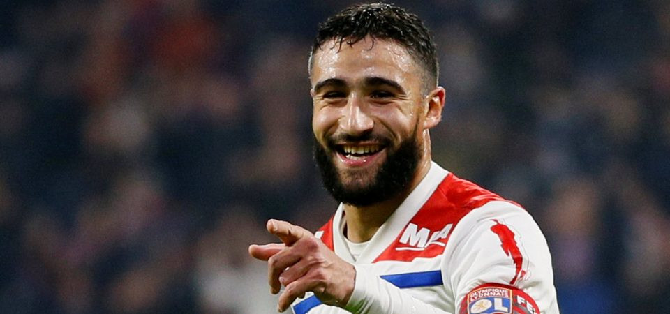 Arsenal được cho là rất muốn có được sự phục vụ của tiền đạo Nabil Fekir nhưng mức lương hiện tại của Mesut Ozil đang là trở ngại trong thương vụ này.