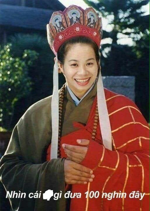 "Thí chủ có 100k đó không? Đưa cho "bần Tuyến" mượn nào".