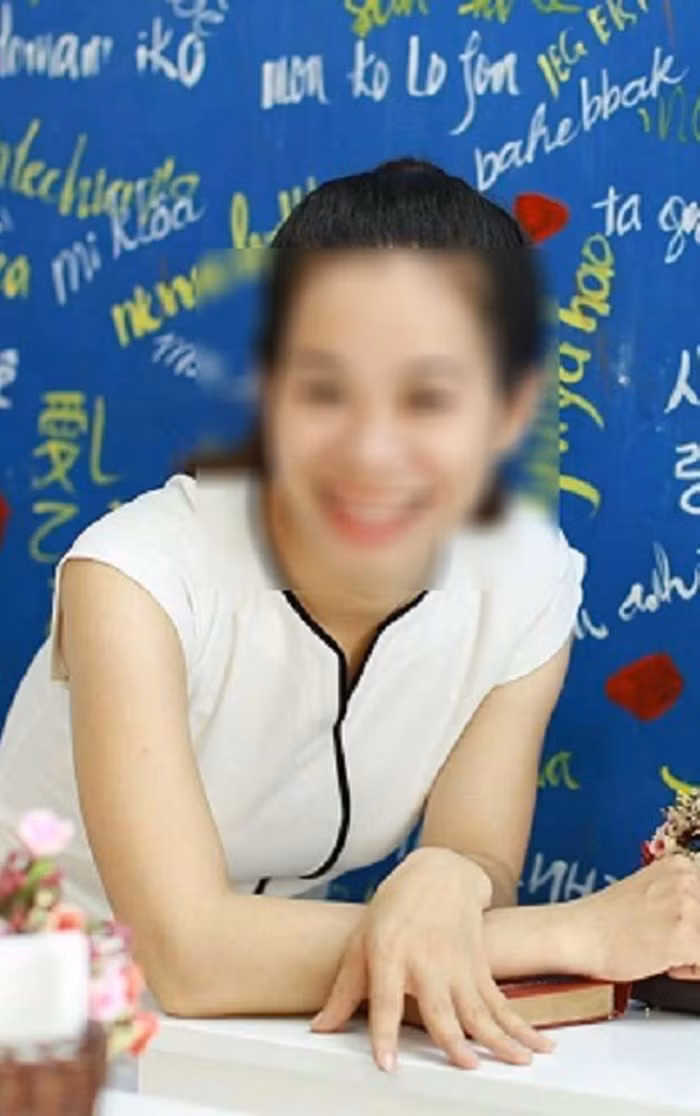 Dan mang cuoi bo voi loat anh che co giao tieng Anh chui hoc sinh