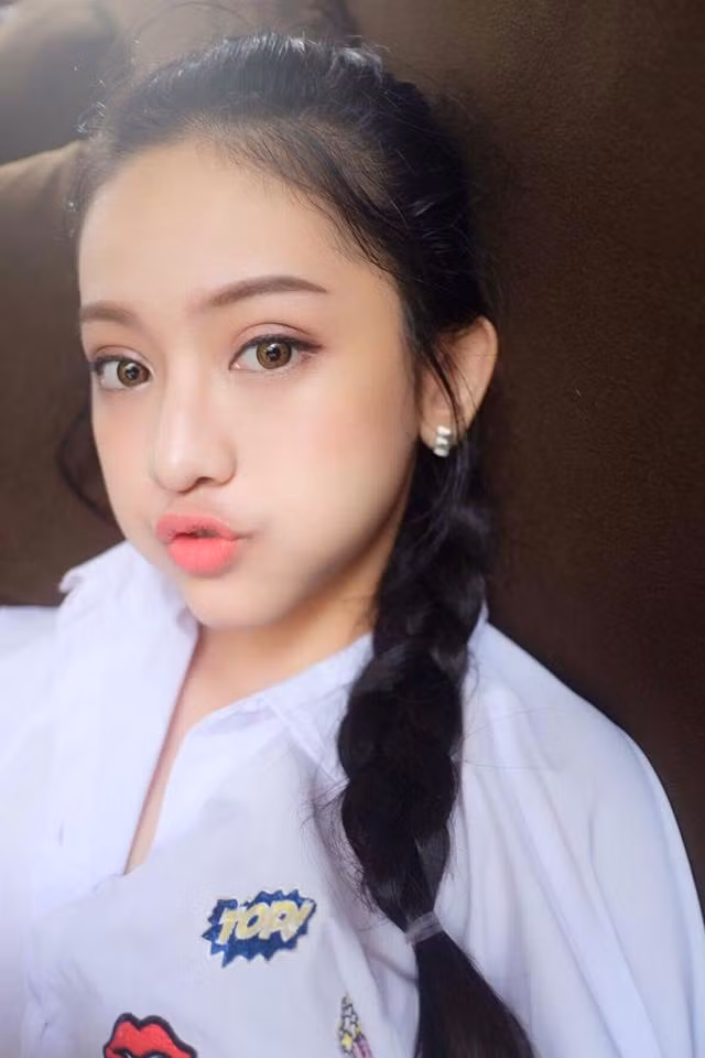 Về việc thay đổi cân nặng, Thúy Vi từng viết lên trang cá nhân: "Mình thích như bây giờ, tròn tròn, nhìn có sức sống, bạn có thể chê bắp tay mình bự, mặt nọng, bụng to nhưng mình yêu cơ thể mình bây giờ. Bí quyết để mình tăng cân đó là ăn canh bí đỏ thịt bằm, có thể ăn hằng ngày".