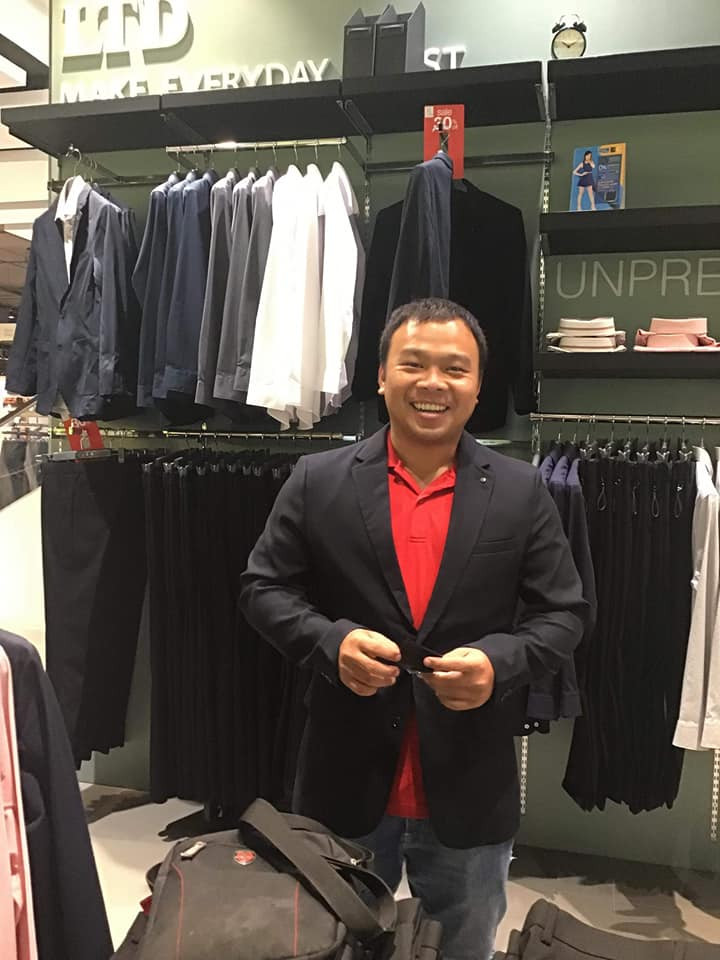 Yêu cầu từ BTC King's Cup đã không hề được đề cập tới trong những ngày trước đó và chỉ từ trưa hôm nay (7/6) - trước khi diễn ra trận chung kết 1 ngày phóng viên mới nhận được thông báo.