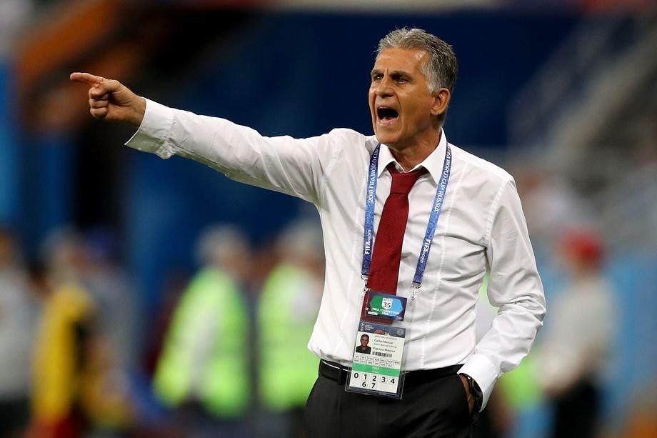 Carlos Queiroz từng là trợ lý cho Sir Alex xây dựng đế chế MU huy hoàng, ông cũng là người đưa Iran tới World Cup 2018 và gây ra không ít khó khăn cho 2 đại gia châu Âu là Tây Ban Nha và Bồ Đào Nha.