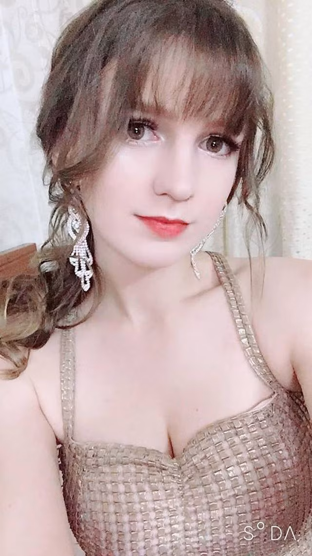 Alexandra Rud chia sẻ, bạn bè Việt Nam rất hòa đồng, thân thiện, đã giúp đỡ cô không ít trong cả công việc và cuộc sống.