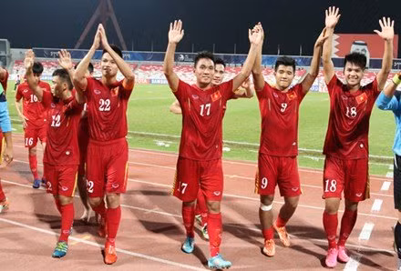 U19 Viet Nam - U19 Nhat Ban: Cho “phep” thay Tuan-Hinh-3