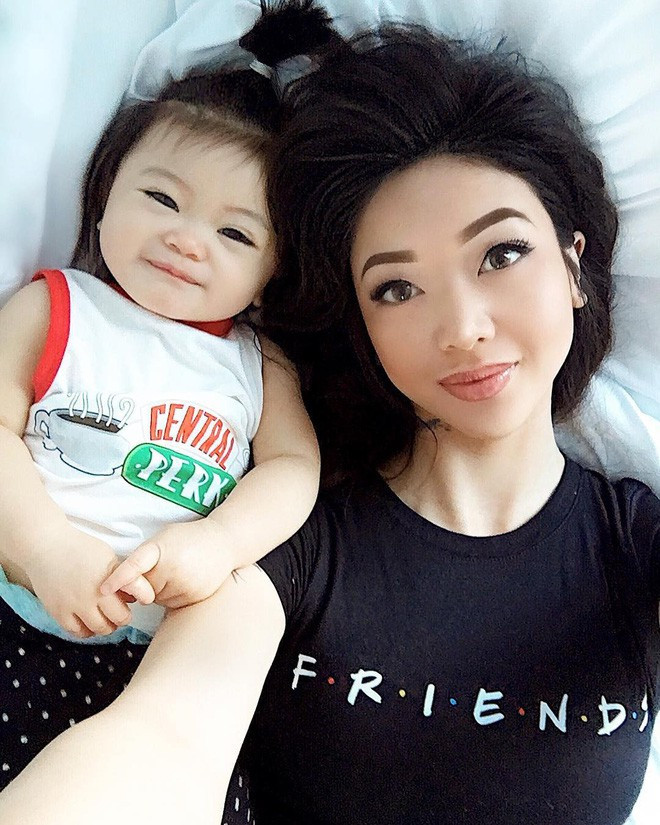 Michelle Nhu, một nhân vật khá nổi tiếng trong cộng đồng người dùng mạng Instagram với 265.000 người theo dõi là một mẹ bỉm sữa được biết đến nhiều nhất nhờ con gái của cô.