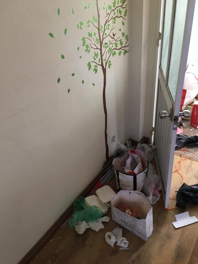 Cụ thể trong bài viết của mình, chủ nhân của căn phòng trọ đã cho biết, 2 cô gái thuê phòng trọ ở trung tâm quận Đống Đa - Hà Nội, giá 2 triệu có đủ điều hòa, nóng lạnh. Nhưng sau 1 thời gian, 2 cô gái trên có dấu hiệu lừa dối để không phải đóng tiền điện.