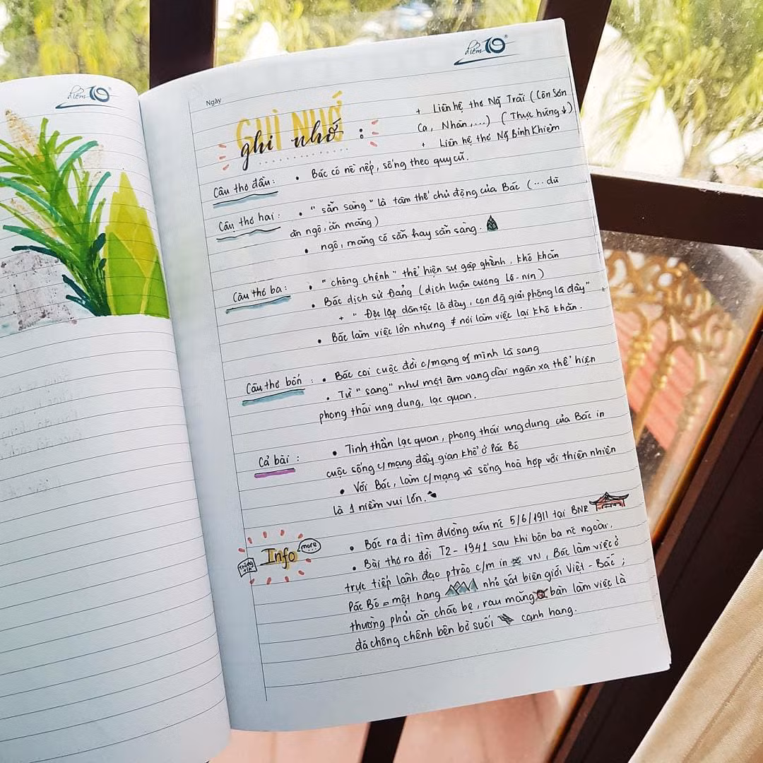 Mới đây trên MXH, những cuốn vở ghi bài tràn ngập màu sắc và được tô vẽ vô cùng bắt mắt đã được CĐM đăng tải và ngay sau đó đã thu hút được sự chú ý của nhiều thành phần.