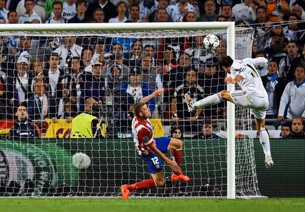 Năm 2013, Real Madrid khiến cả thế giới bóng đá sững sờ khi chiêu mộ thành công Gareth Bale từ Tottenham với số tiền khá khủng lên tới 101 triệu euro. Đây cũng chính là bản hợp đồng chuyển nhượng đắt giá nhất lịch sử La Liga cũng như bóng đá thế giới tính đến thời điểm hiện tại.