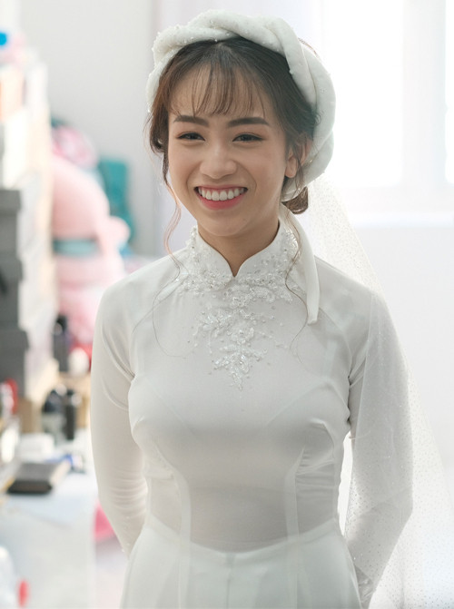 Joyce Pham (Phạm Trần Nguyễn Minh Anh, sinh năm 1999) được biết tới là con gái lớn của đại gia Minh Nhựa. Cô từng du học Mỹ, hiện kinh doanh tại Việt Nam.