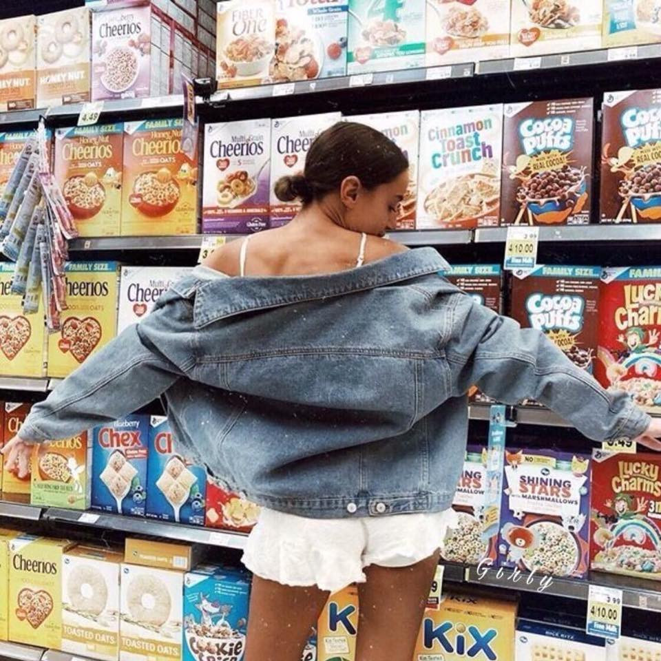 Mới đây trên MXH, các chị em đã chia sẻ cho nhau những bức ảnh về cách tạo dáng trong siêu thị cực đẹp khiến ai cũng phải mê mẩn.