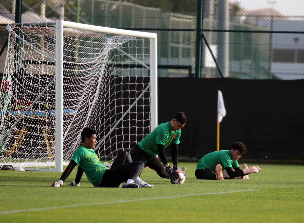 Đây cũng là trận đấu mang tính quyết định đến cơ hội đi tiếp của thầy trò HLV Park Hang-seo và họ đang cùng nhau nỗ lực hướng tới kết quả tốt đẹp nhất.