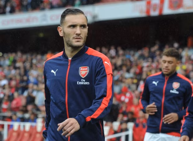 Lucas Perez không để lại dấu ấn nào đáng kể trước khi bị thay thế bằng Olivier Giroud ở nửa sau hiệp thi đấu thứ hai.