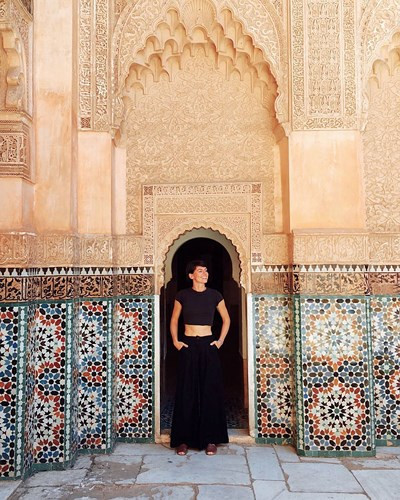 Theo đó, Sorelle được trả 30.000 USD cho chuyến du lịch xuyên lục địa trong vòng 12 tuần đến các nước Costa Rica, Trung Quốc, Bali, Australia..