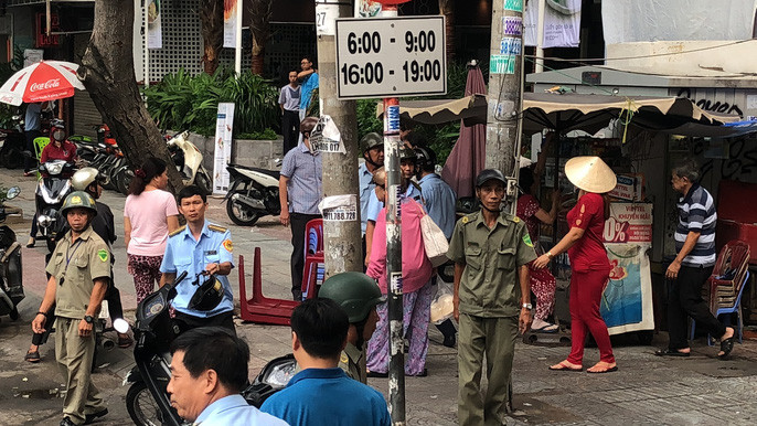 Theo kế hoạch việc tái khởi động chiến dịch bảo đảm trật tự lòng đường vỉa hè sẽ kéo dài đến hết năm nay.