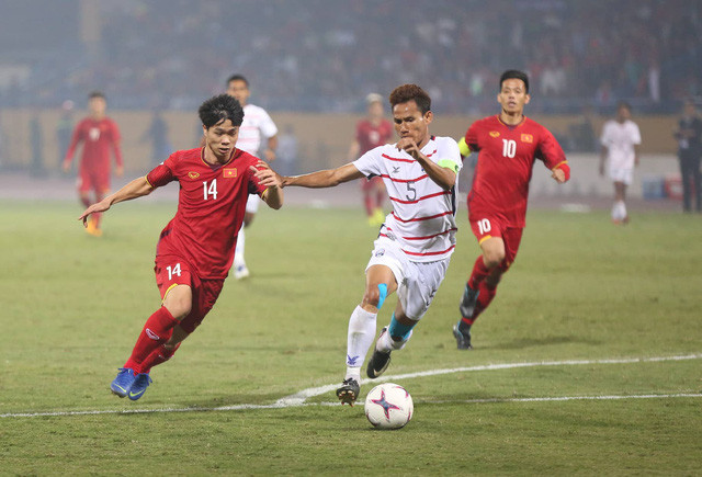 Viet Nam vao ban ket AFF Cup voi ngoi dau bang