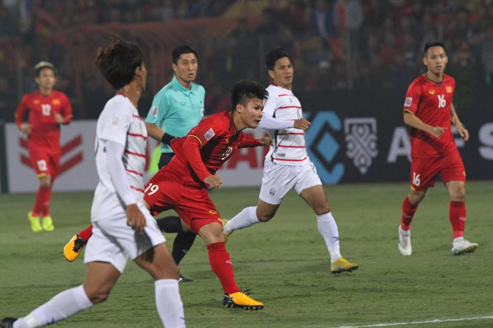 Viet Nam vao ban ket AFF Cup voi ngoi dau bang-Hinh-9