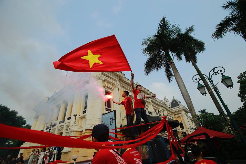 Viet Nam vao ban ket AFF Cup voi ngoi dau bang-Hinh-15