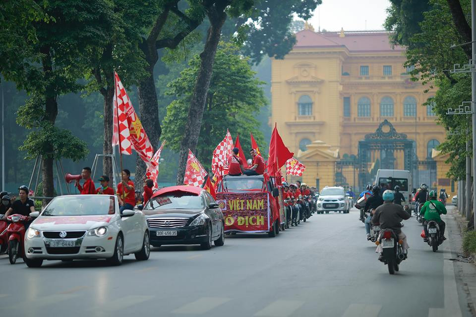 Viet Nam vao ban ket AFF Cup voi ngoi dau bang-Hinh-16